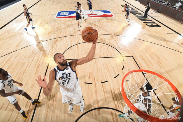 还是在赛场 还是在赛场